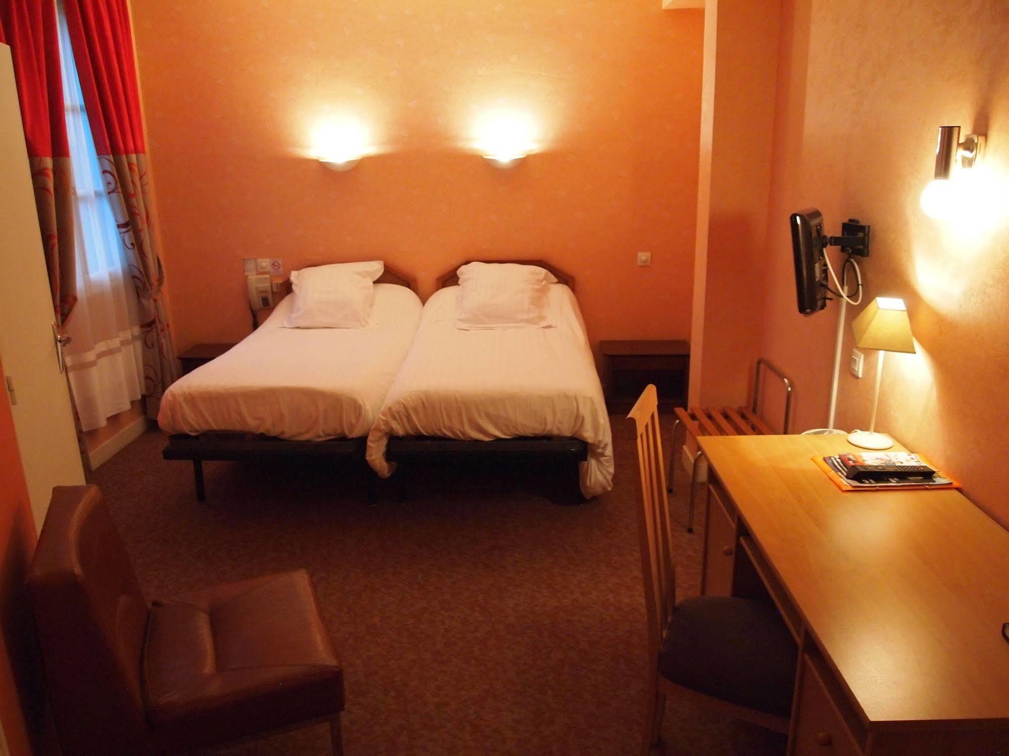 Hotel Le Petit Billot 维特雷 外观 照片