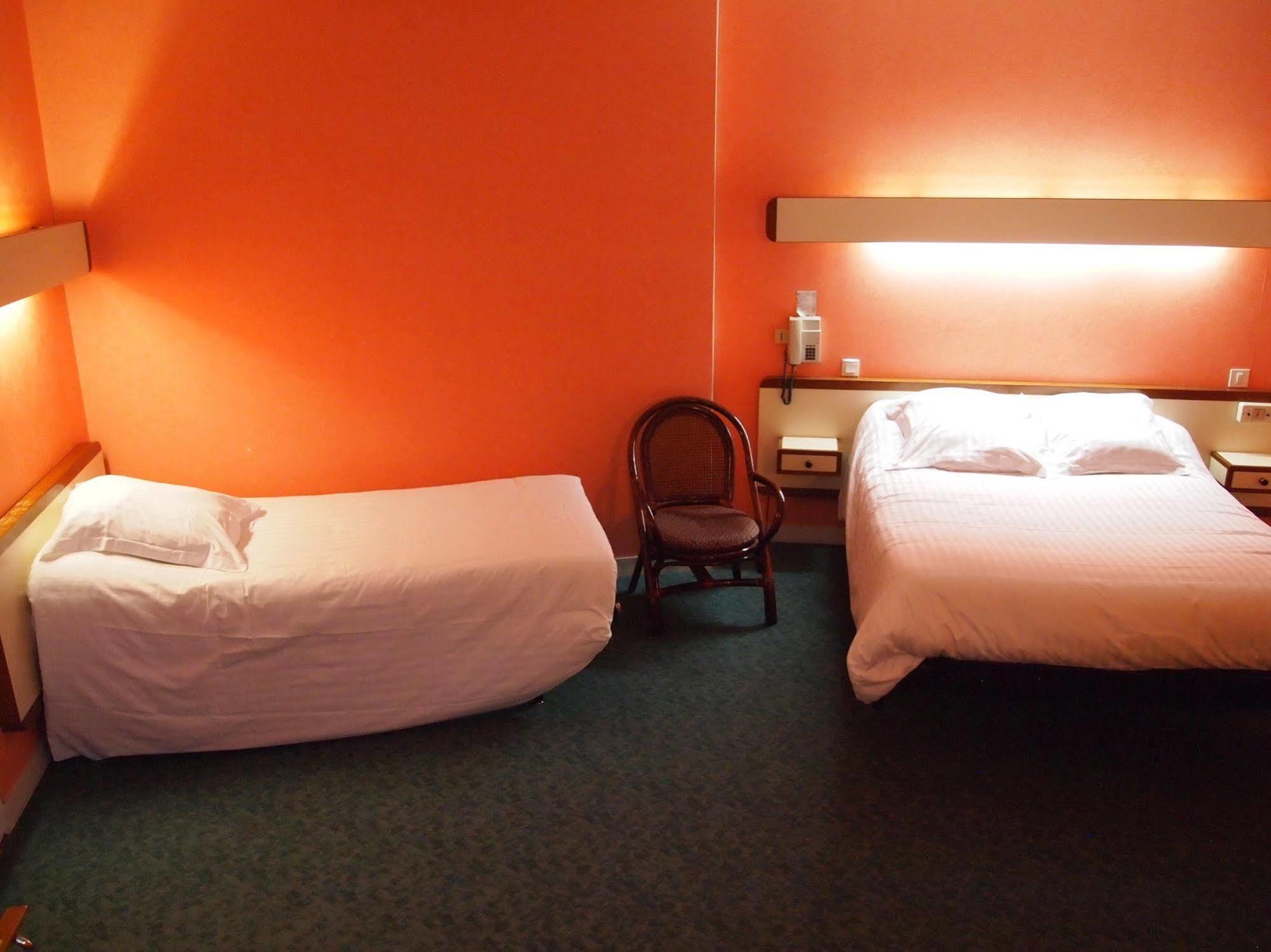 Hotel Le Petit Billot 维特雷 外观 照片