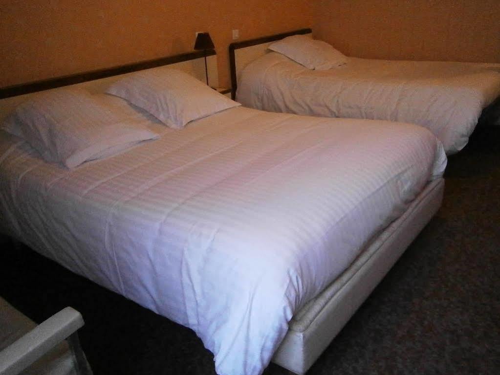Hotel Le Petit Billot 维特雷 外观 照片