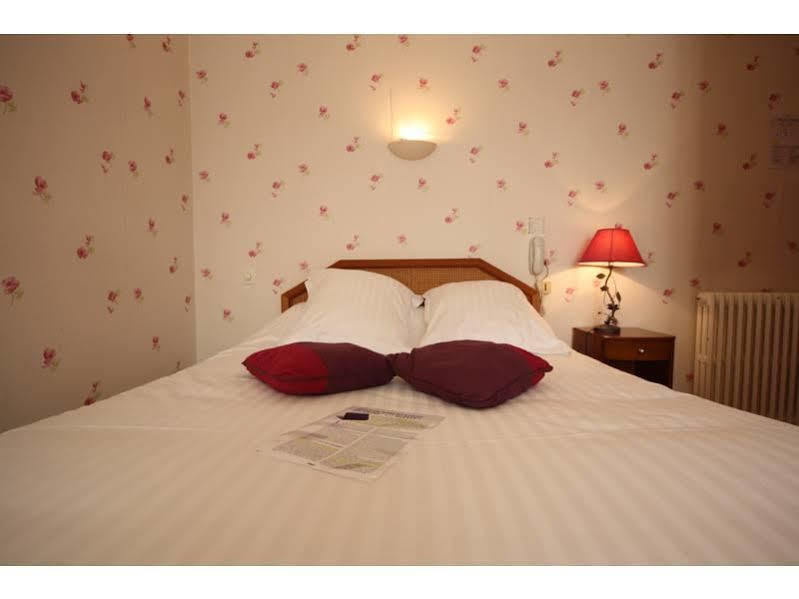 Hotel Le Petit Billot 维特雷 外观 照片